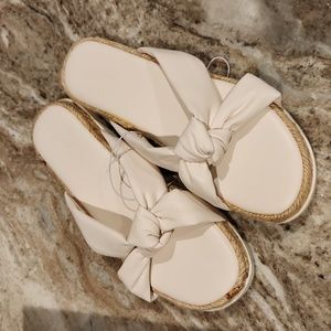 Universal Threads slide sandals, Brand New, size 7.5